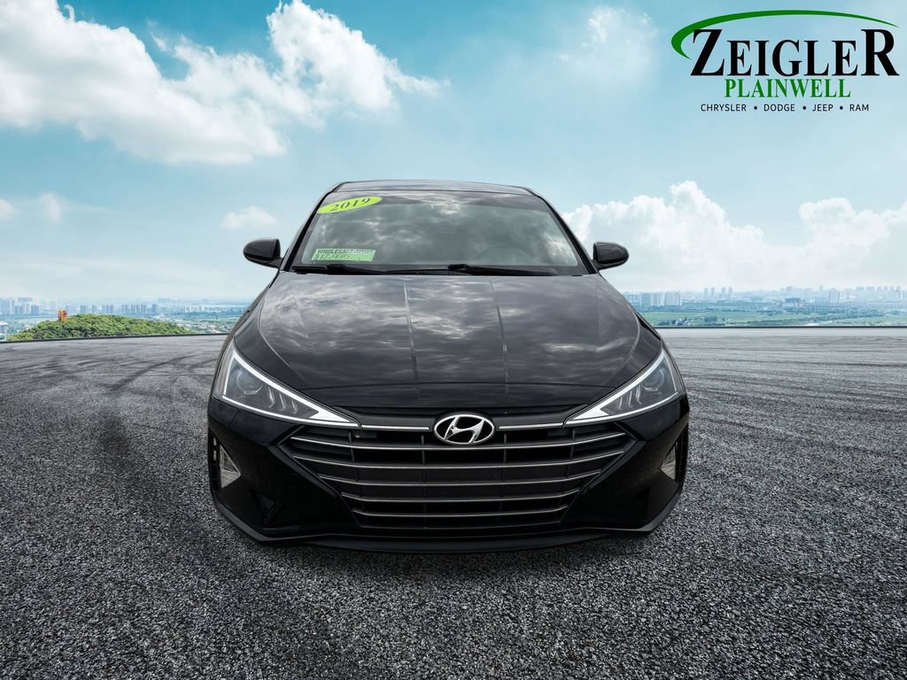 Used 2019 Hyundai Elantra SE FWD image 8