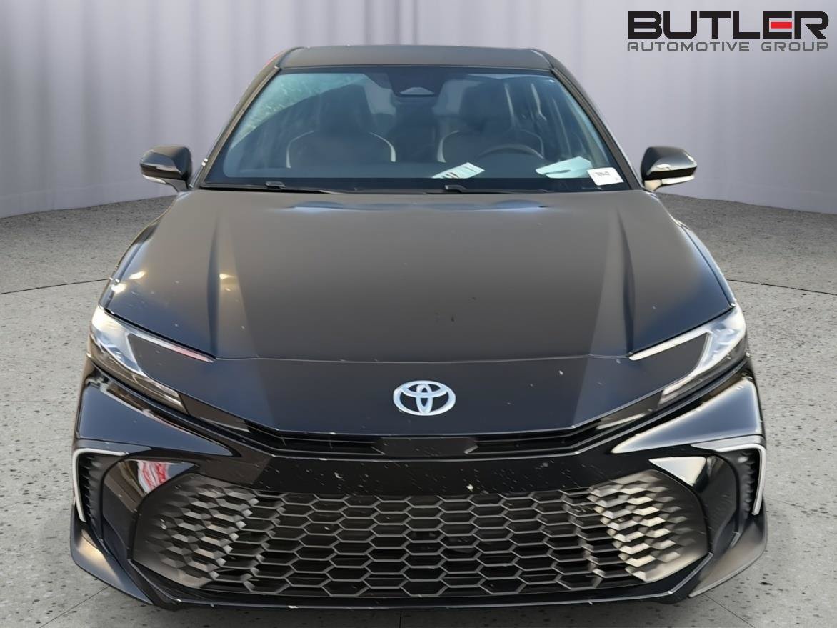 New 2026 Toyota Camry SE FWD image 9