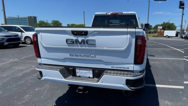 New 2026 GMC Sierra 2500 Denali Ultimate AWD/4WD image 9