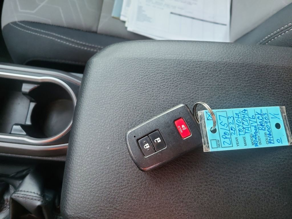 Used 2023 Toyota Tacoma TRD Off-Road w/ Technology Package image 49