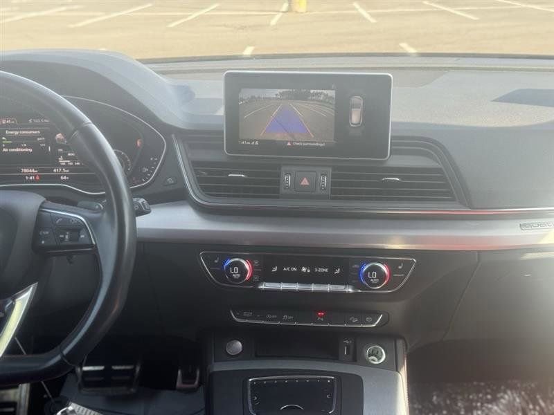 Used 2018 Audi SQ5 Premium Plus w/ Navigation Package image 22