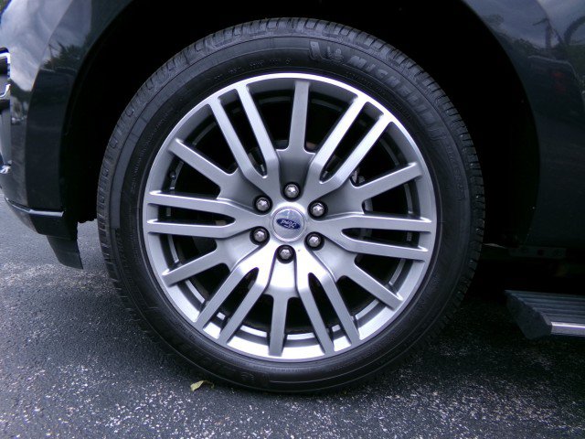 Used 2022 Ford Expedition Platinum AWD/4WD image 28