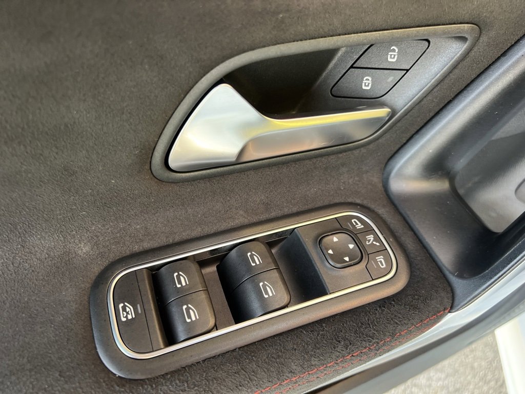 Used 2021 Mercedes-Benz CLA 250 CLA 250 image 47