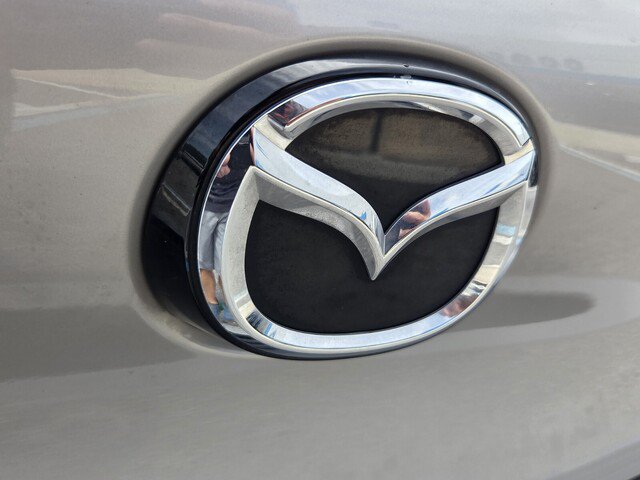 Used 2024 MAZDA MAZDA3 s FWD image 33