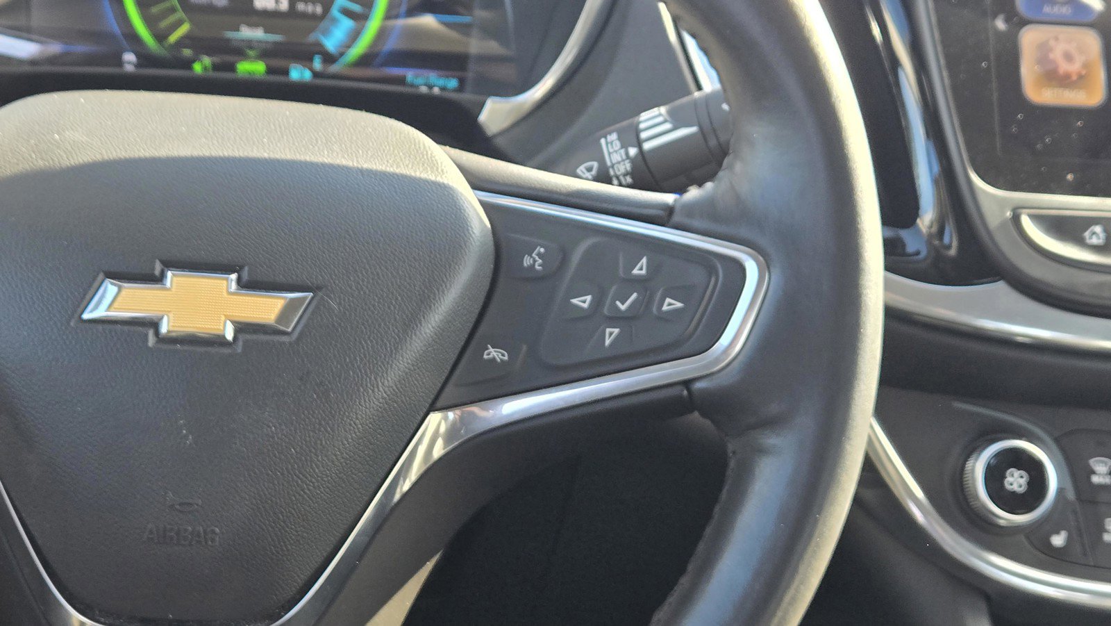 Used 2017 Chevrolet Volt Premier w/ Driver Confidence Package image 13