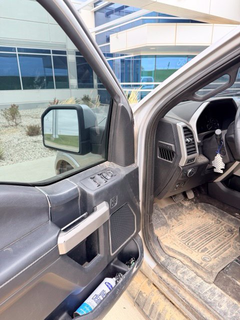Used 2020 Ford F150 Lariat w/ Equipment Group 502A Luxury AWD/4WD image 4