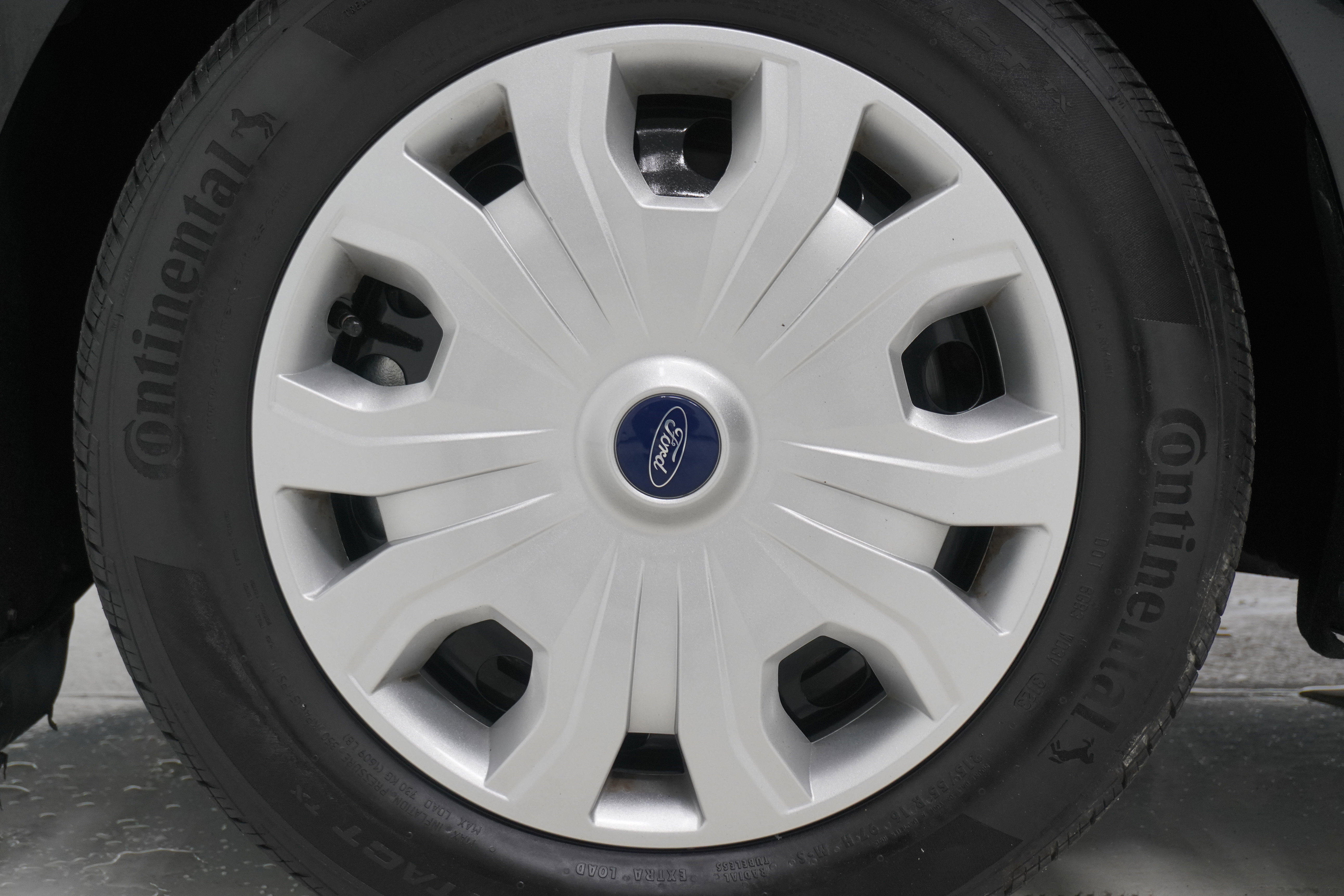 Used 2023 Ford Transit Connect XL image 20