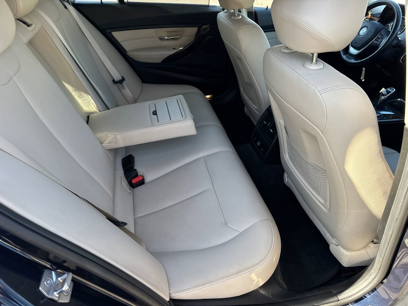 Used 2015 BMW 328i xDrive Wagon AWD/4WD image 11