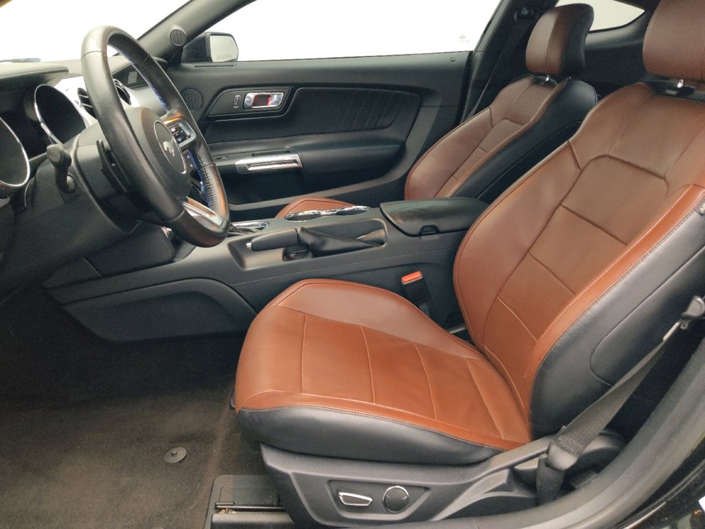 Used 2016 Ford Mustang Premium w/ Equipment Group 201A RWD image 17