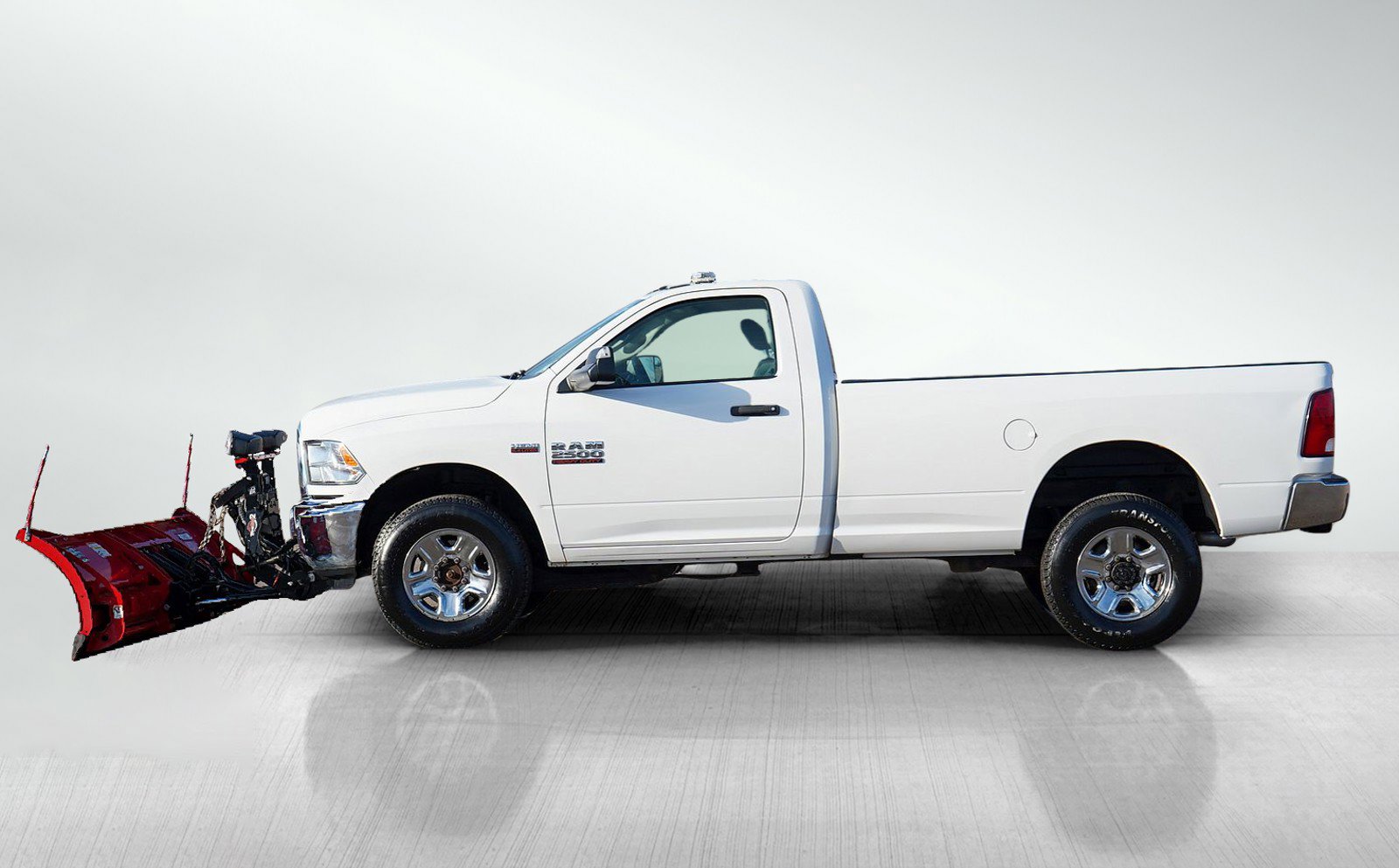 Used 2017 RAM 2500 Tradesman w/ Chrome Appearance Group image 2