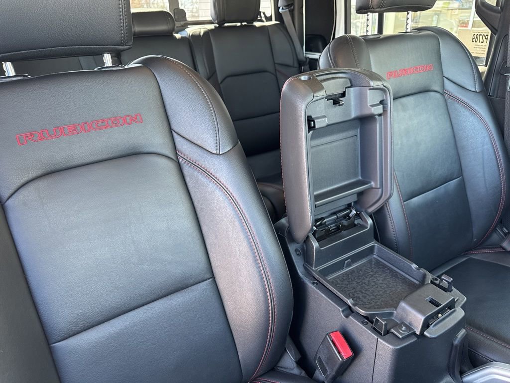 Used 2022 Jeep Gladiator Rubicon w/ Cold Weather Group AWD/4WD image 40