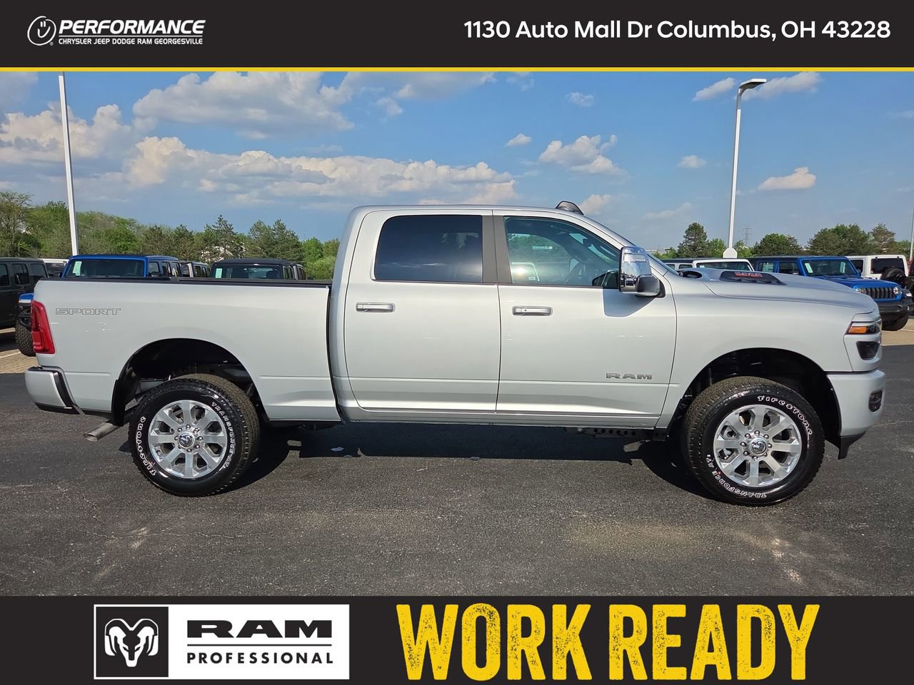 New 2026 RAM 2500 Laramie w/ Sport Appearance Package AWD/4WD image 9