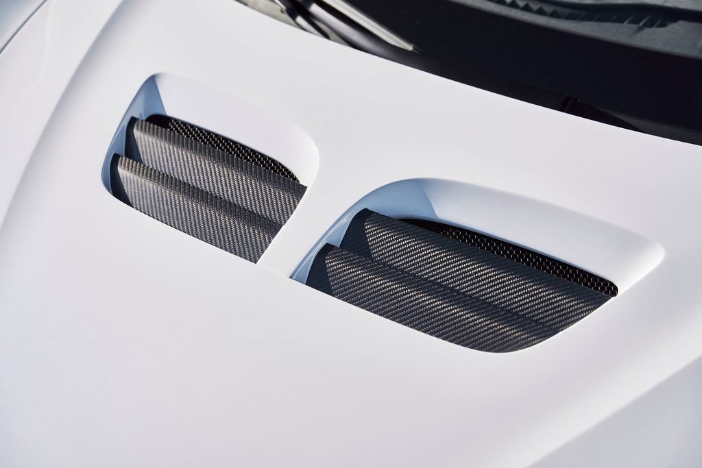 Used 2023 McLaren Artura RWD image 10