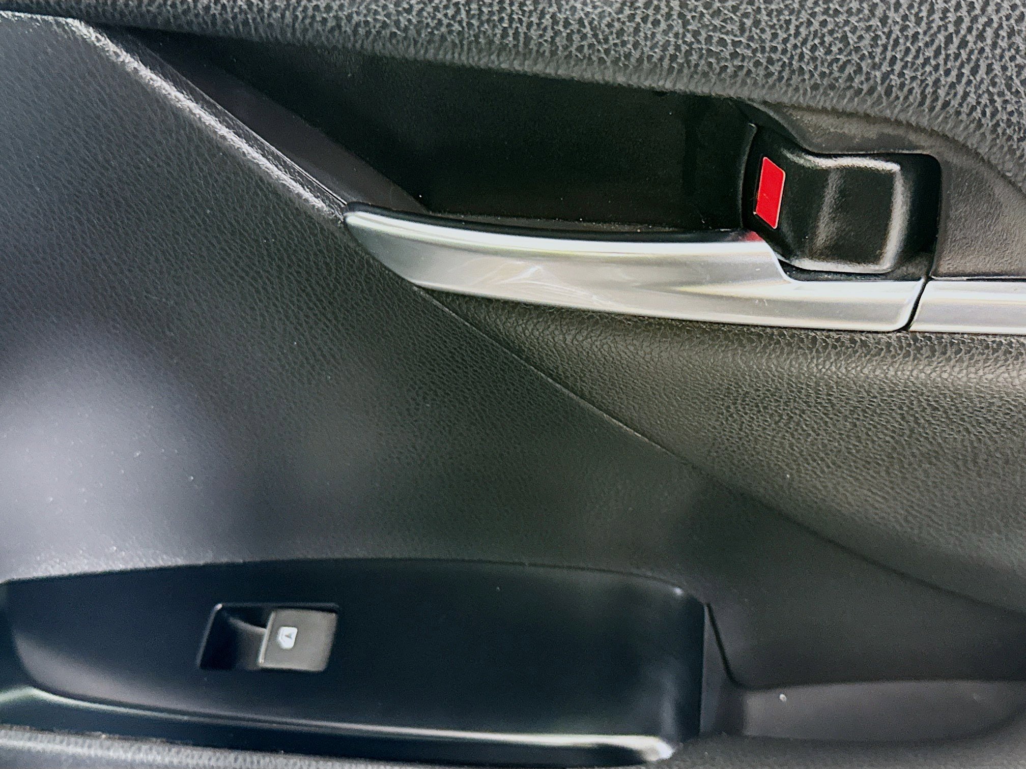 Used 2019 Toyota Camry XLE image 29