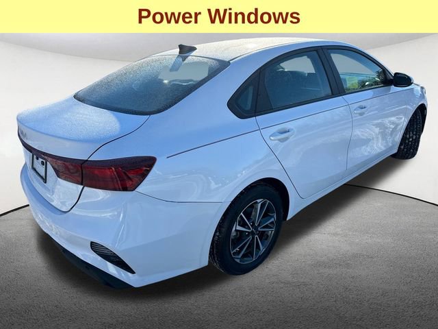Used 2023 Kia Forte LXS image 10
