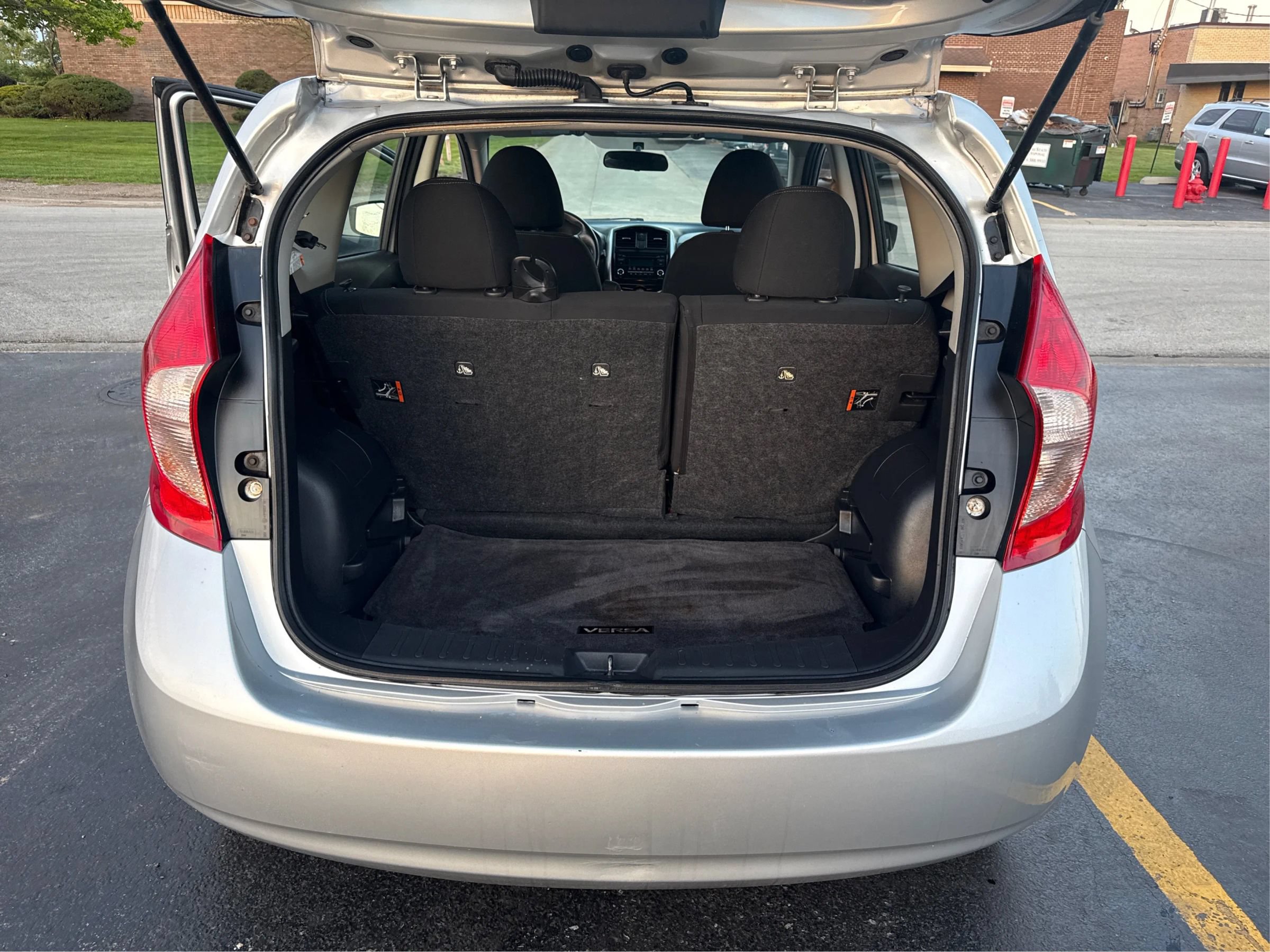 Used 2015 Nissan Versa Note SV FWD image 15