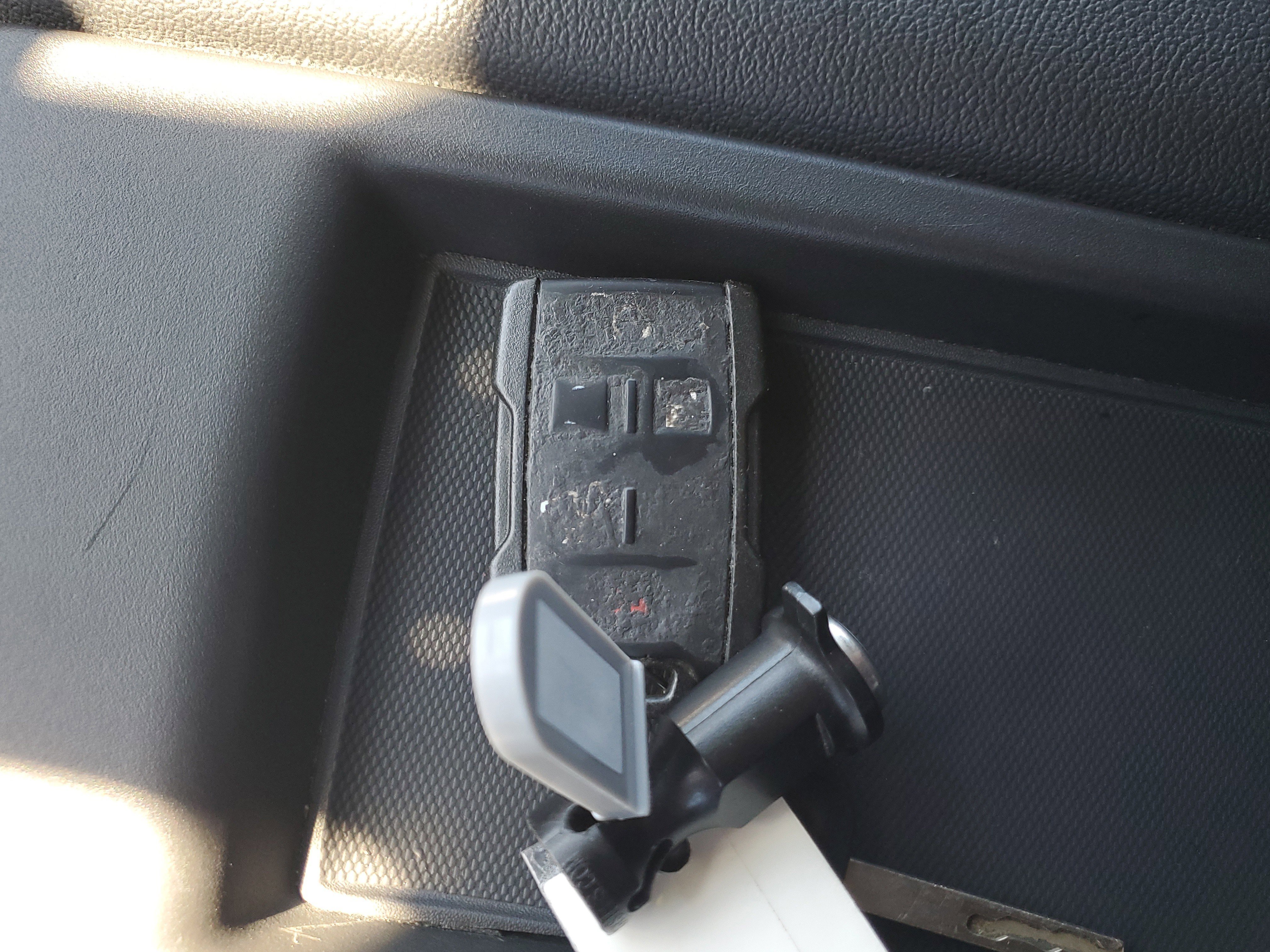 Used 2020 Chevrolet Silverado 1500 Custom w/ Custom Value Package image 29