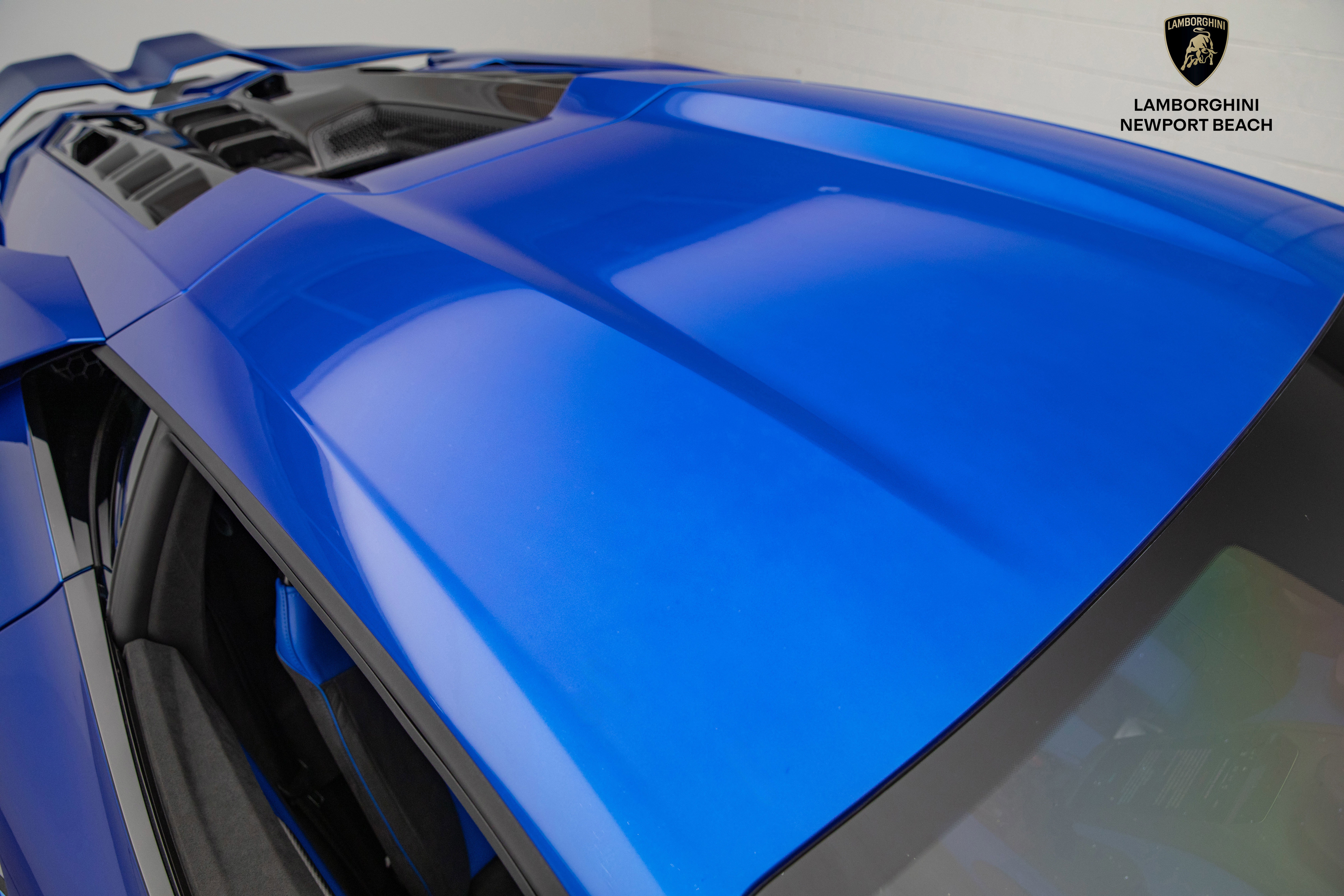 Used 2024 Lamborghini Revuelto image 8