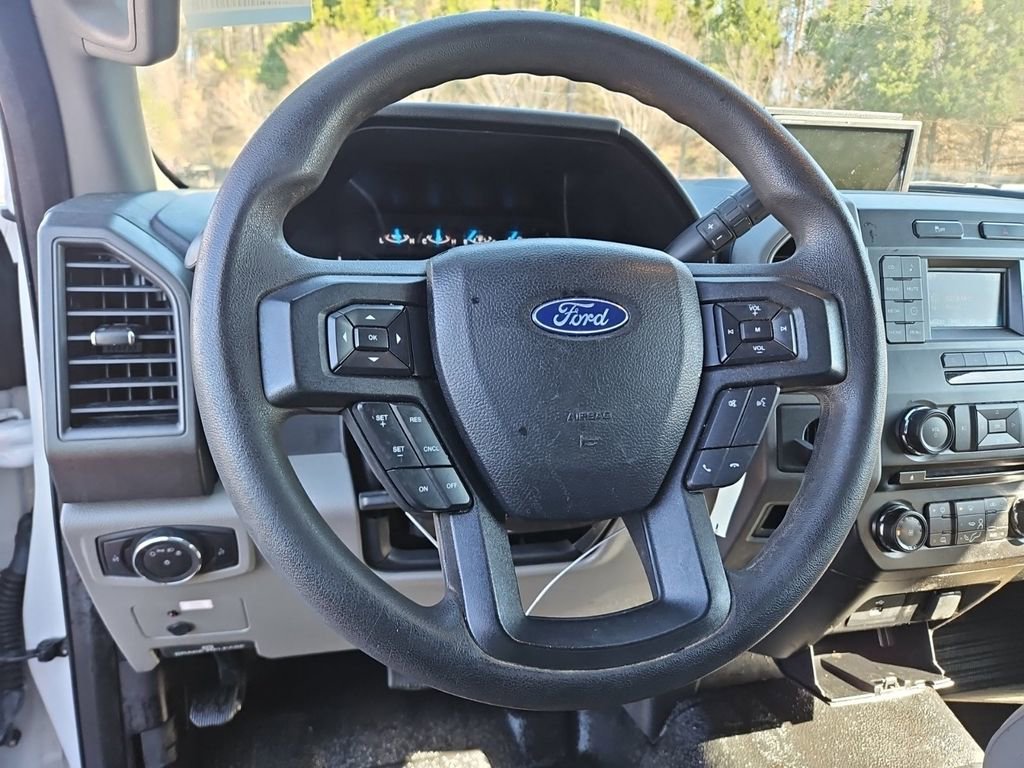 Used 2017 Ford F450 XL w/ Power Equipment Group image 8