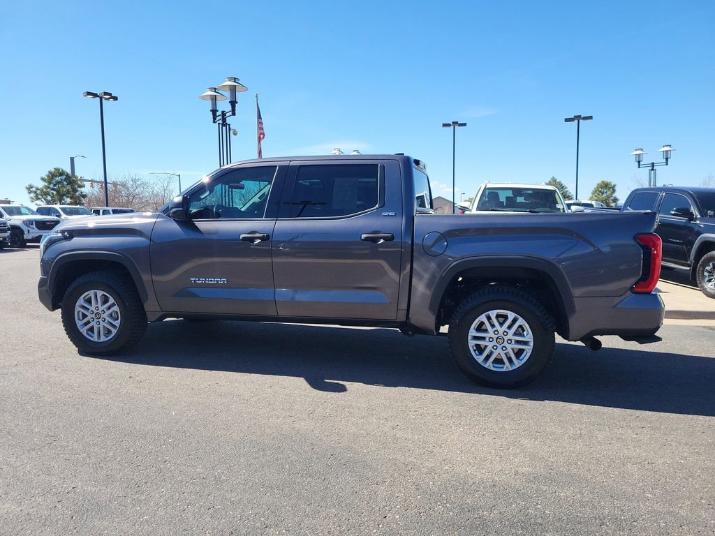 Used 2022 Toyota Tundra SR5 w/ SR5 Convenience Package image 6