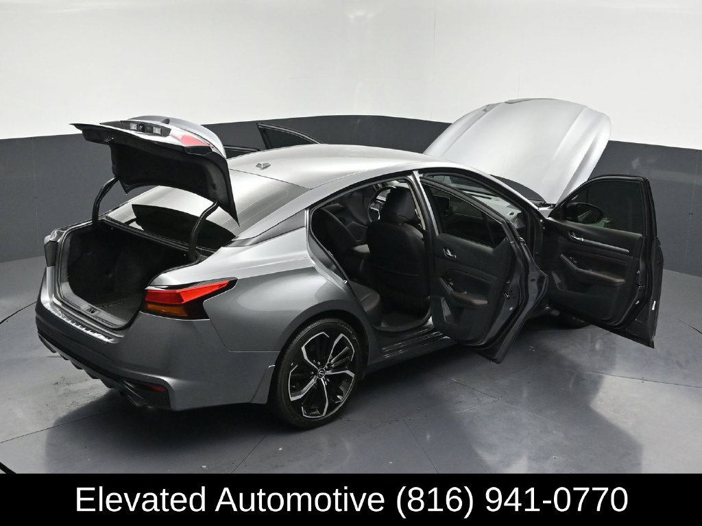 Used 2023 Nissan Altima 2.5 SR FWD image 31