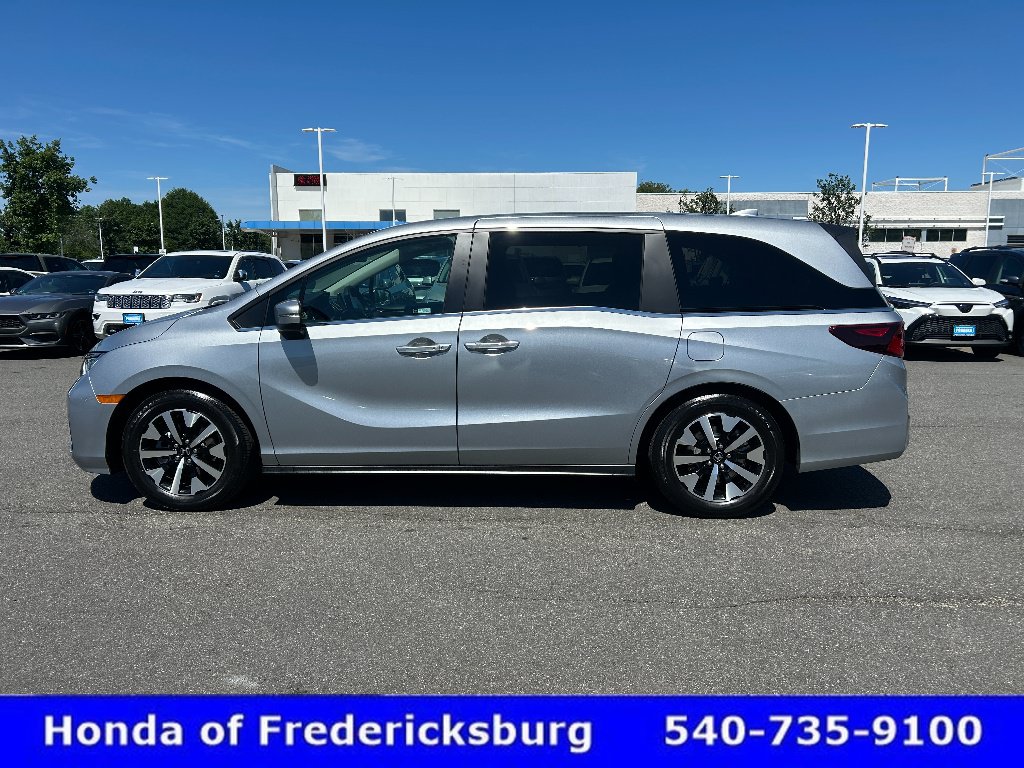 Used 2026 Honda Odyssey EX-L image 3