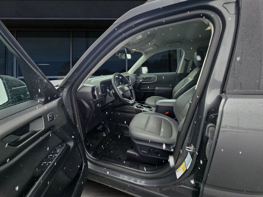 Used 2025 Ford Bronco Sport Badlands image 19