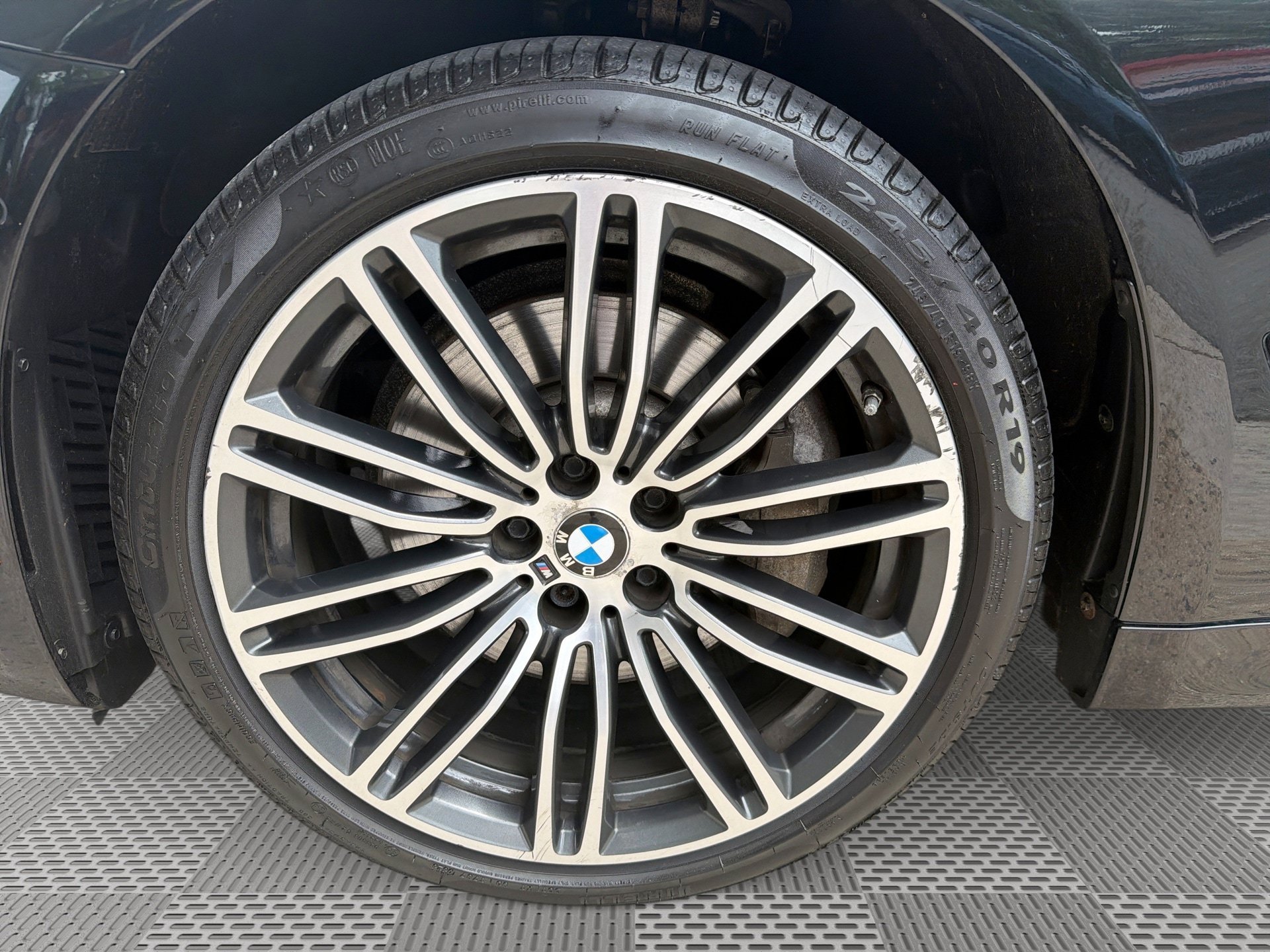 Used 2019 BMW 540i xDrive w/ M Sport Package AWD/4WD image 19