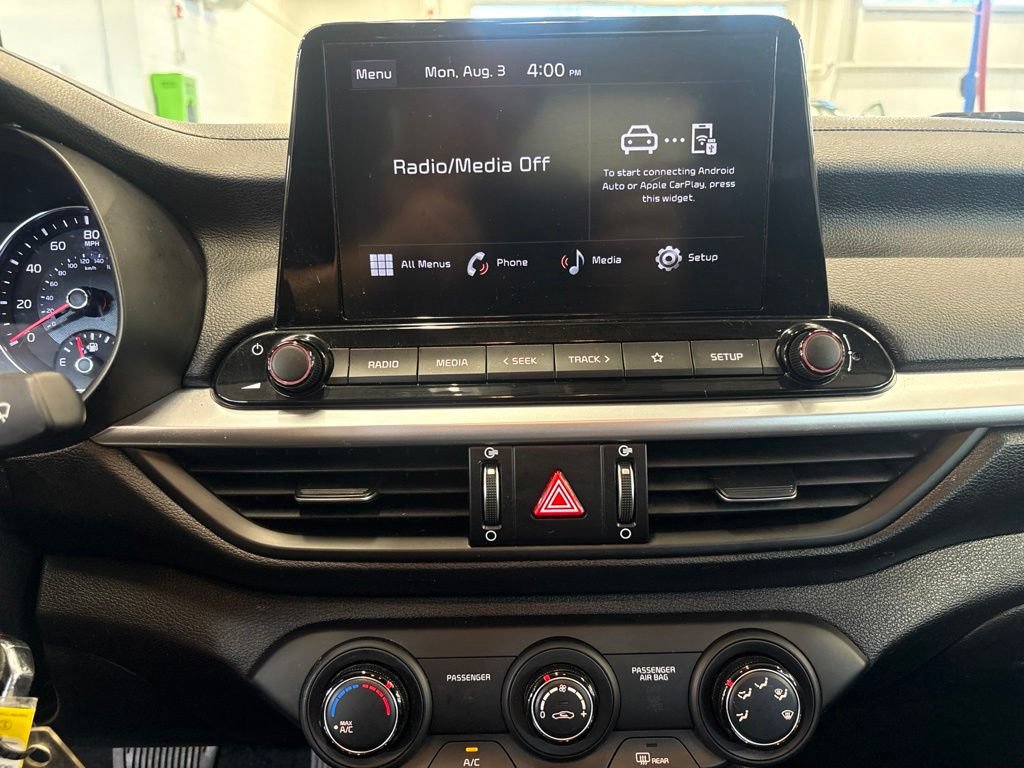 Certified 2023 Kia Forte LXS w/ LXS Technology Package FWD image 10