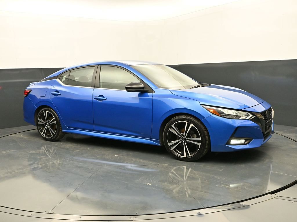 Used 2021 Nissan Sentra SR image 2