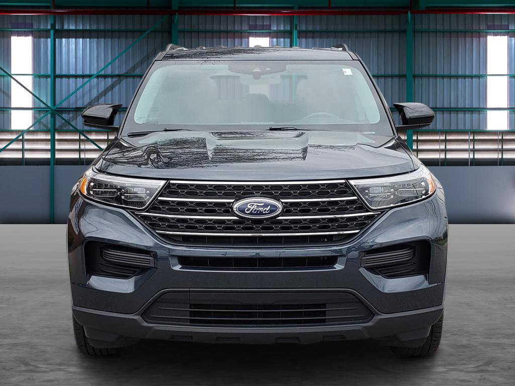 Used 2022 Ford Explorer XLT w/ Class IV Trailer Tow Package AWD/4WD image 7