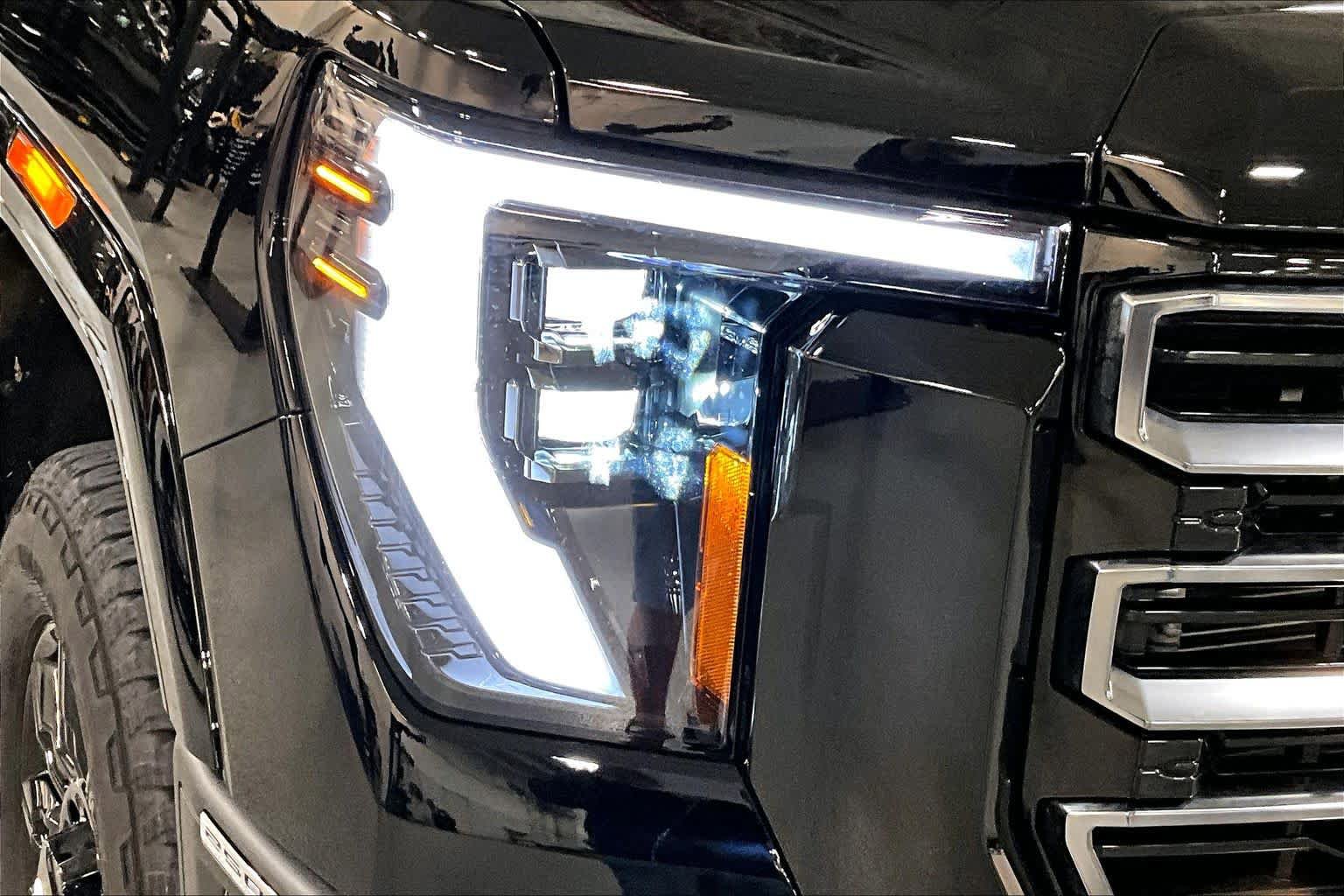 Used 2025 GMC Sierra 2500 AT4 w/ AT4 Premium Plus Package image 56