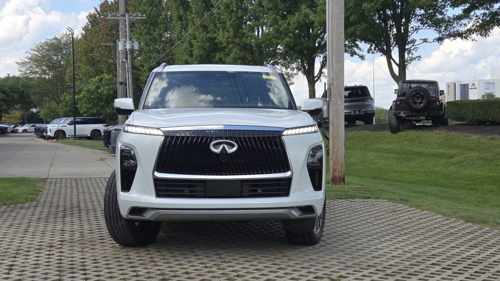 New 2027 INFINITI QX80 Luxe AWD/4WD image 3
