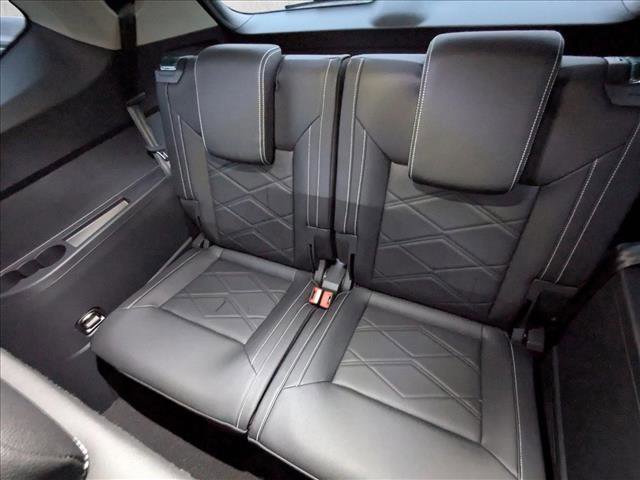 New 2026 Volkswagen Atlas SE image 13