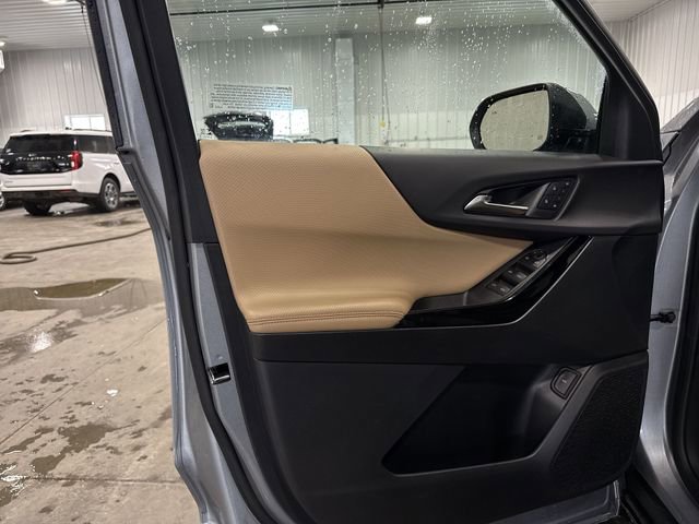Used 2026 Chevrolet Equinox ACTIV w/ Convenience Package III image 24