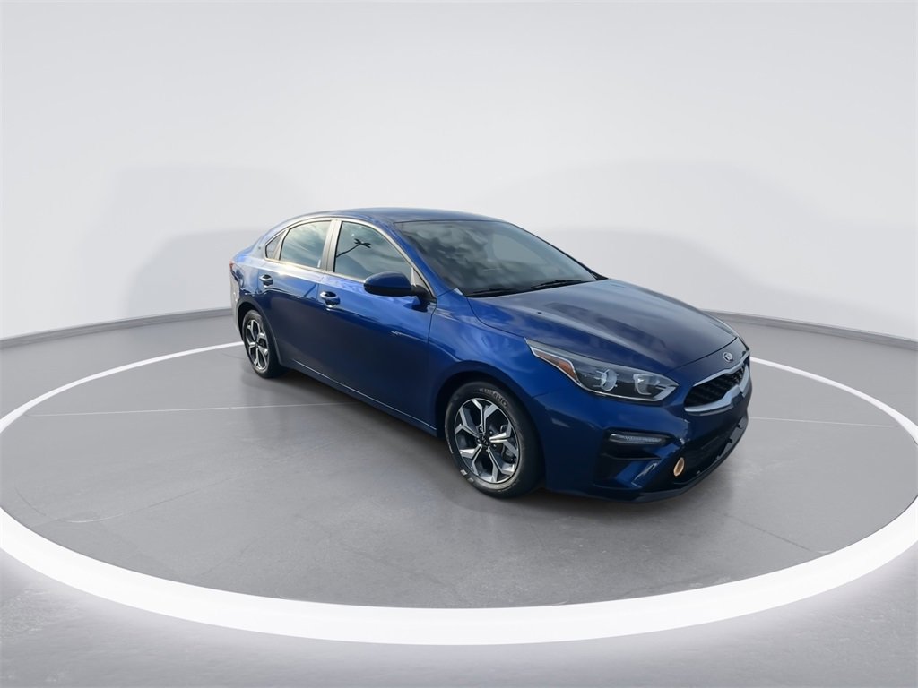 Used 2021 Kia Forte LXS image 2