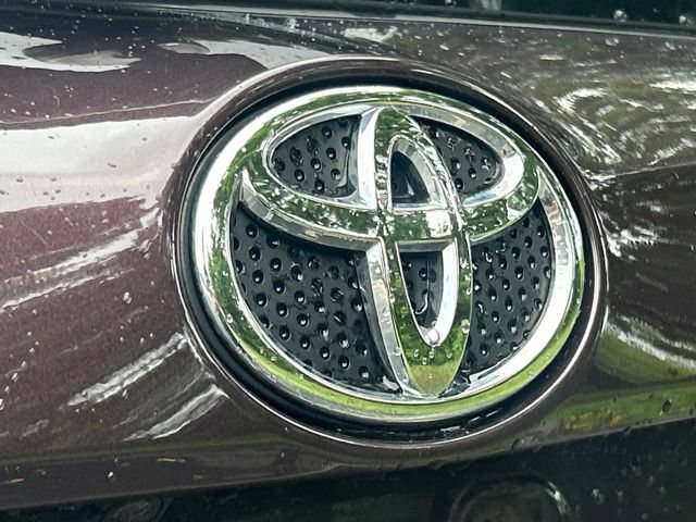 Used 2017 Toyota RAV4 XLE w/ All Weather Liner Package AWD/4WD image 13