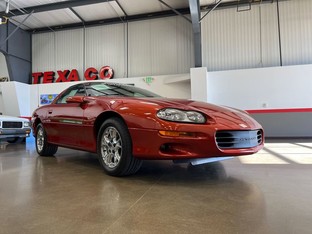 Used 2002 Chevrolet Camaro Z28 w/ Preferred Equipment Group image 69