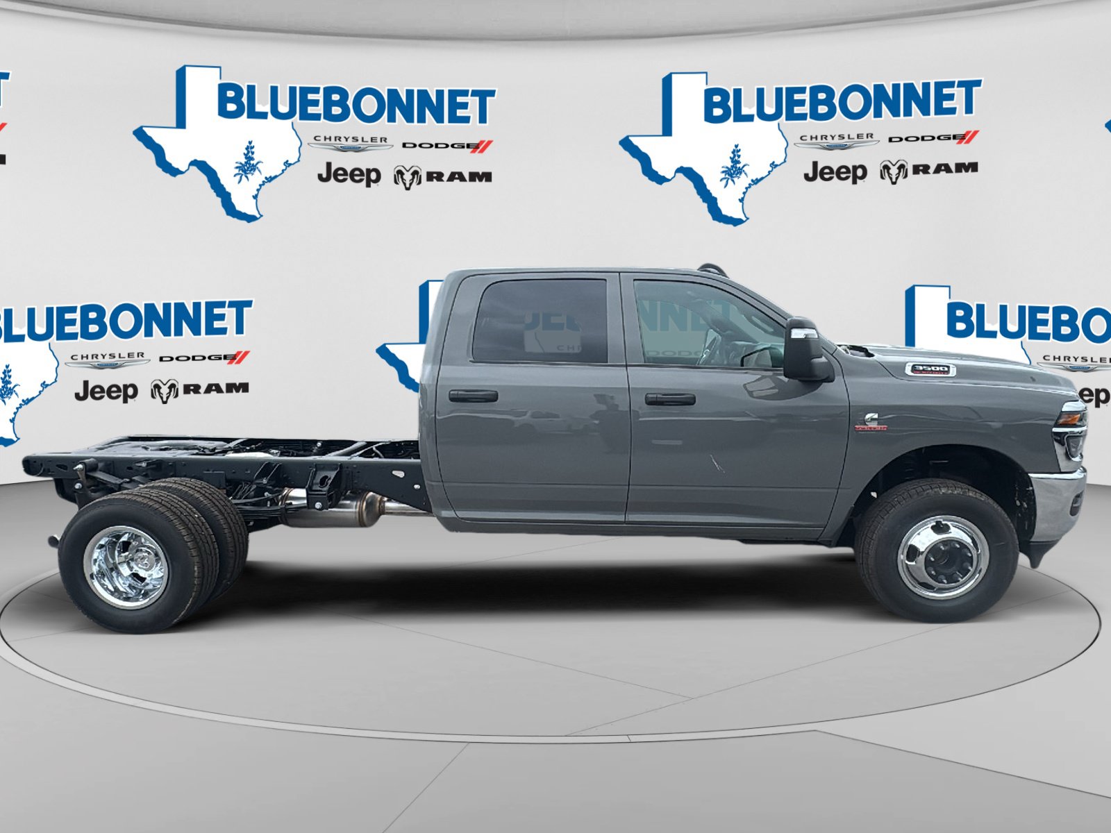 New 2026 RAM 3500 Tradesman w/ Chrome Appearance Group A AWD/4WD image 4