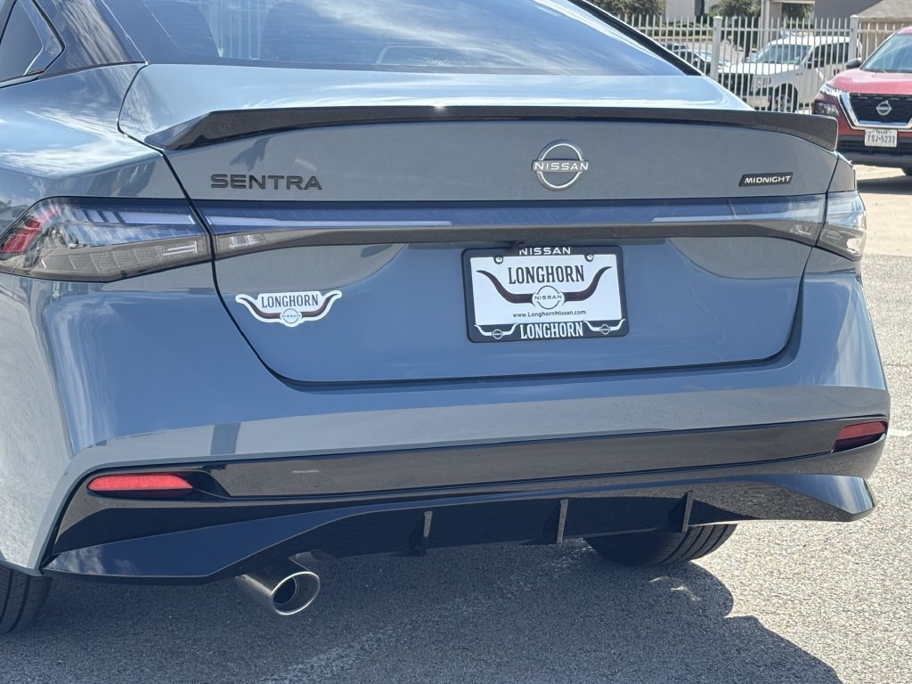 New 2027 Nissan Sentra SR w/ SR Premium Package FWD image 5