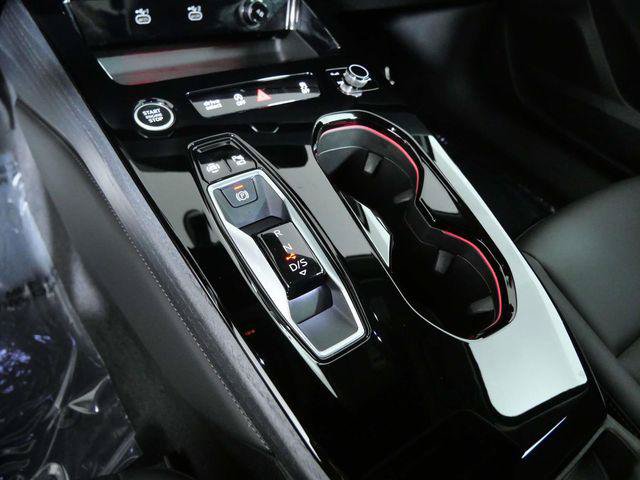 Used 2025 Audi A5 2.0T Premium w/ Convenience Package AWD/4WD image 19