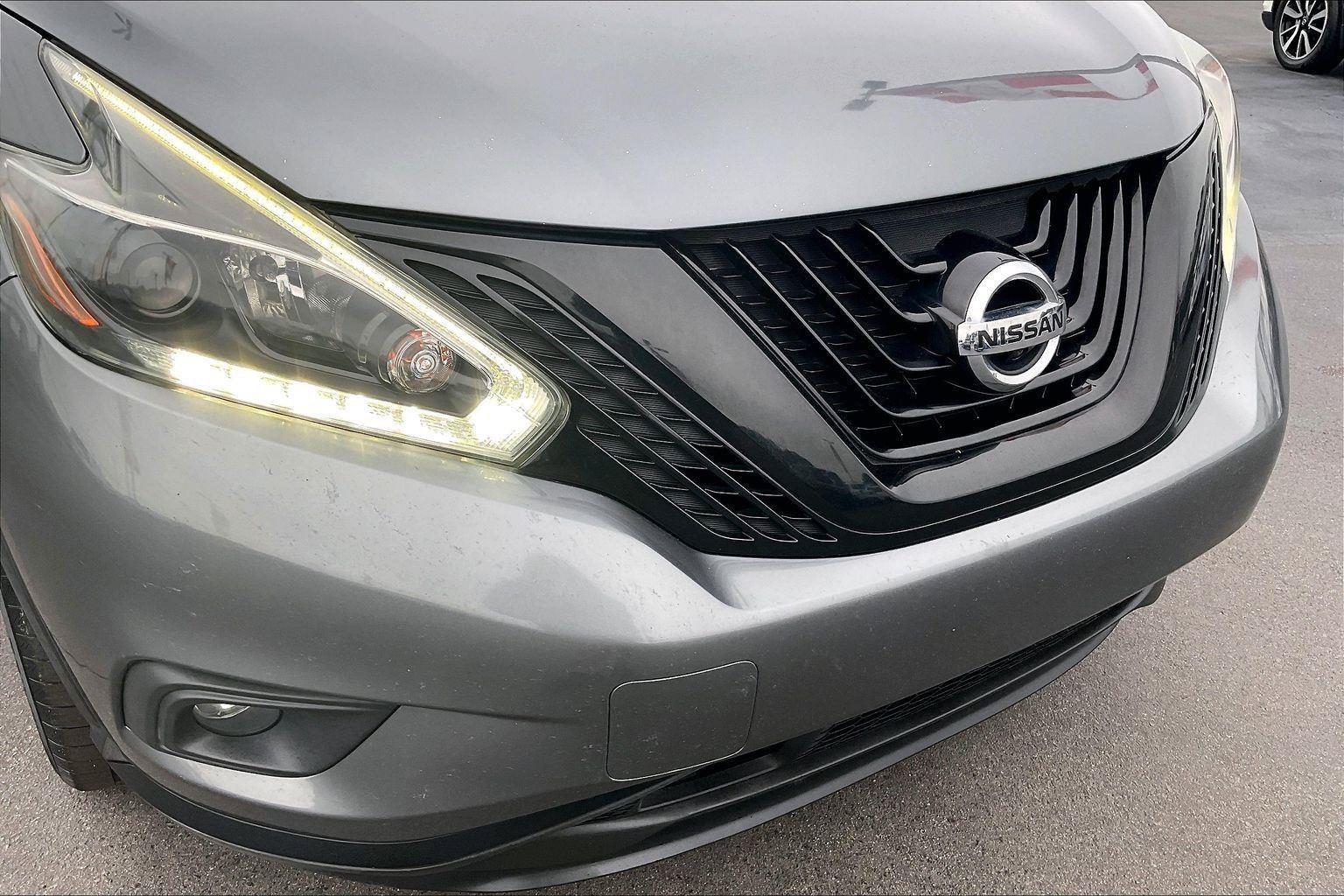 Used 2018 Nissan Murano SL w/ Midnight Edition Package FWD image 29
