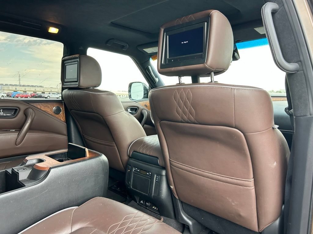 Used 2017 INFINITI QX80 Limited w/ All Season Package AWD/4WD image 17