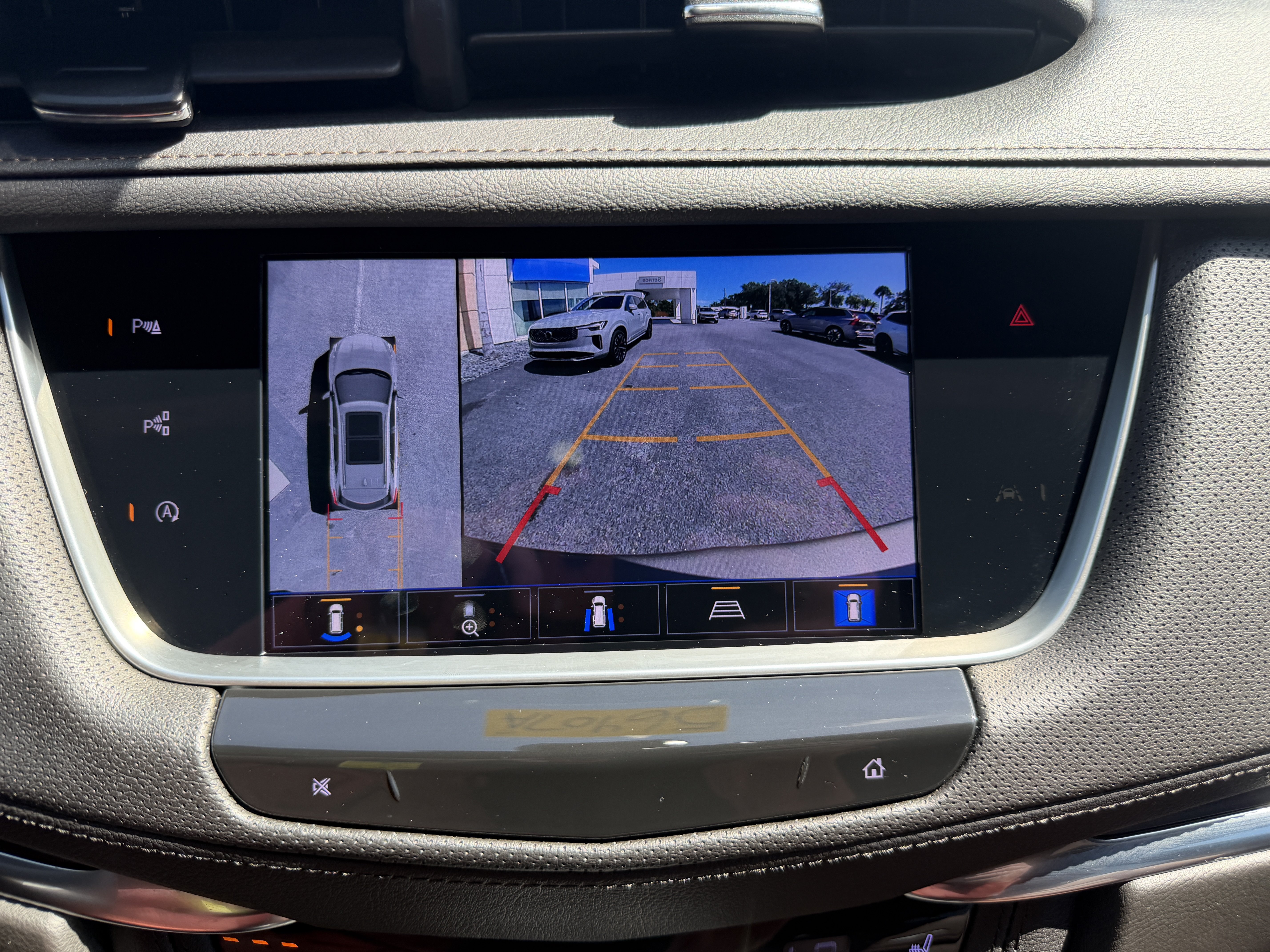 Used 2022 Cadillac XT5 Premium Luxury w/ Technology Package FWD image 19