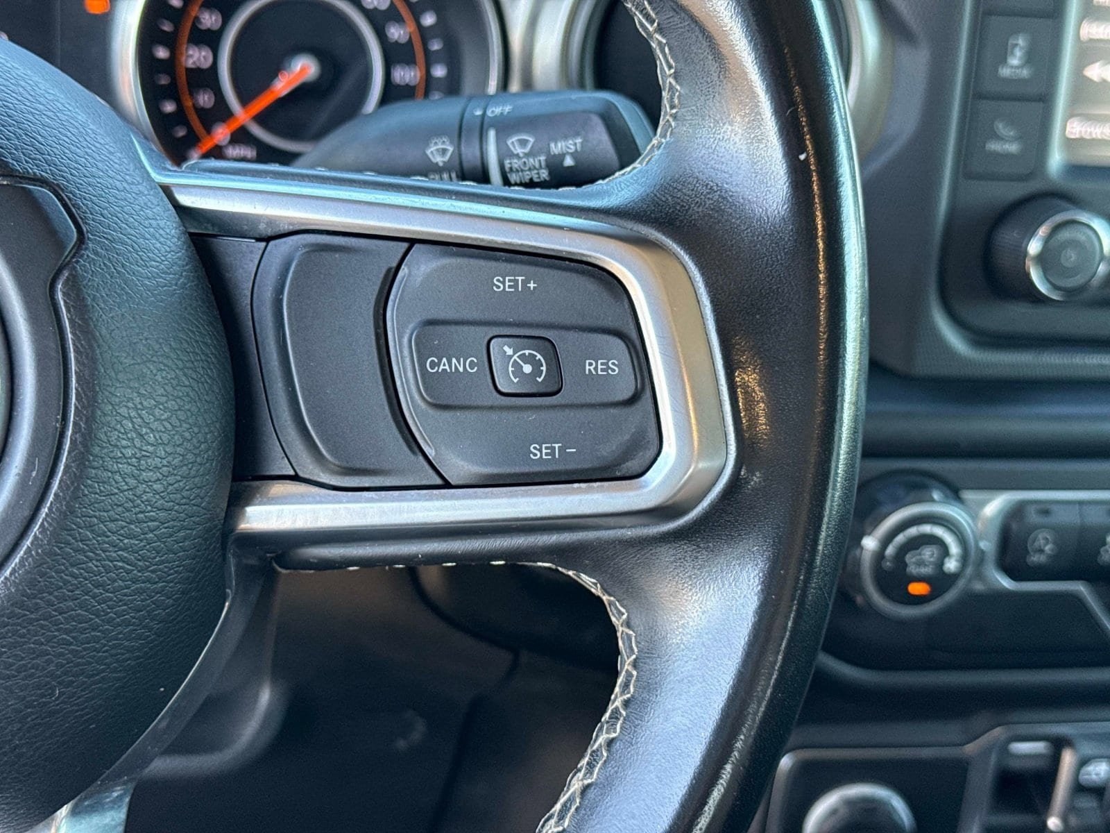 Used 2020 Jeep Gladiator Sport w/ Quick Order Package 24S AWD/4WD image 29