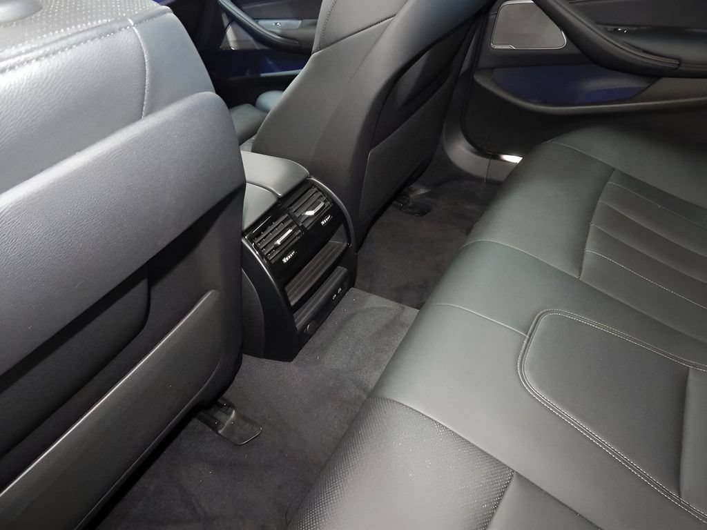 Used 2022 BMW 540i xDrive w/ M Sport Package AWD/4WD image 22