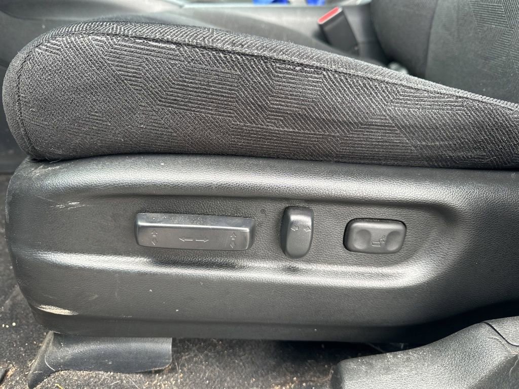 Used 2022 Honda Pilot Sport image 17