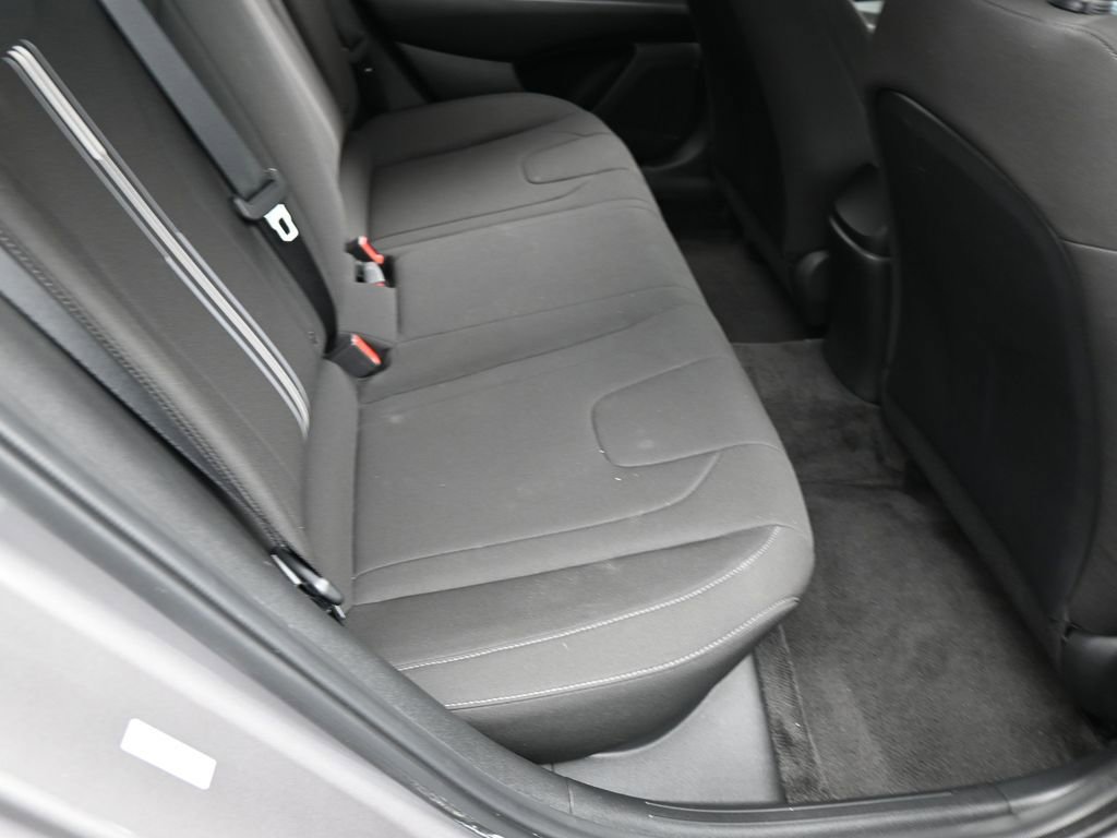 Used 2023 Hyundai Elantra SEL w/ Convenience Package image 37
