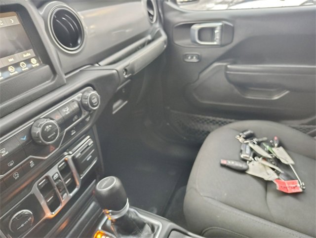 Used 2023 Jeep Gladiator Sport image 27