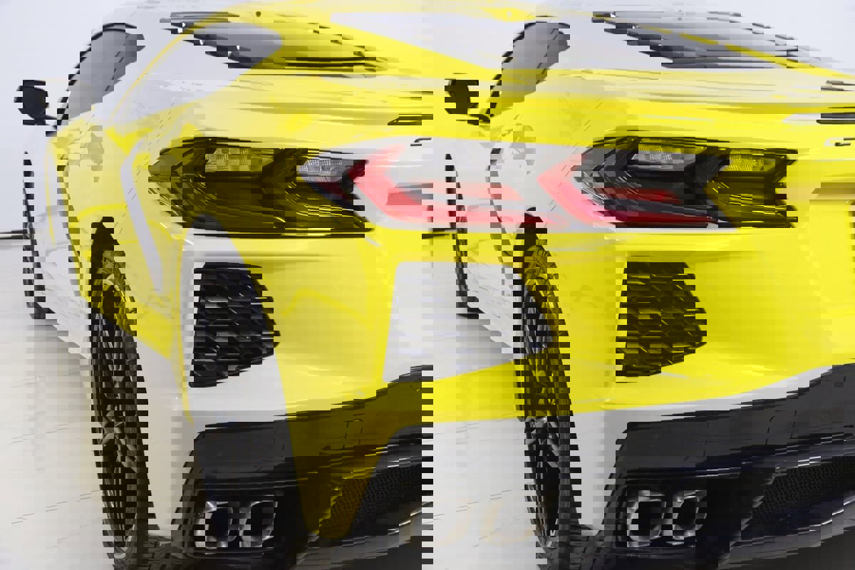 Used 2025 Chevrolet Corvette Stingray Premium Cpe w/ Stealth Interior Trim Package image 34